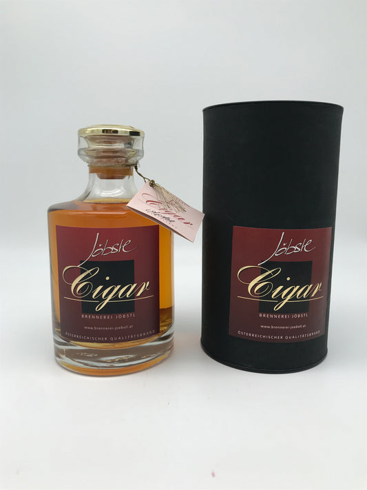 Jöbstl Zigarrenbrand Apfel 45% Vol. 0,5 l Flasche